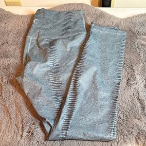 Zyia Active Snakeskin Leggings Size 12